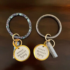 Bangle bracelet key ring